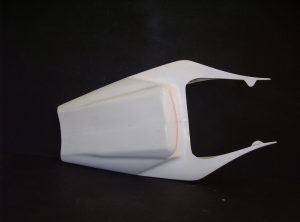 R1 (02-03) – Seat Cowl