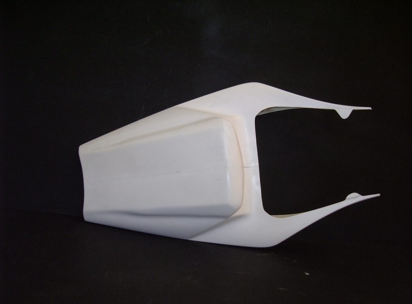 R1 (0203) Seat Cowl Wet4URacing